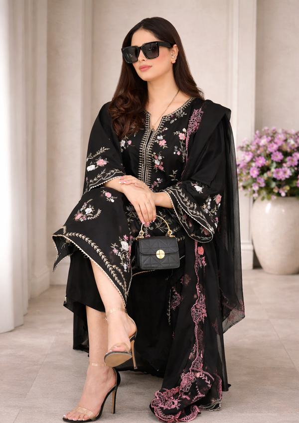 Siyah Embroiderd 3pc - Lawn